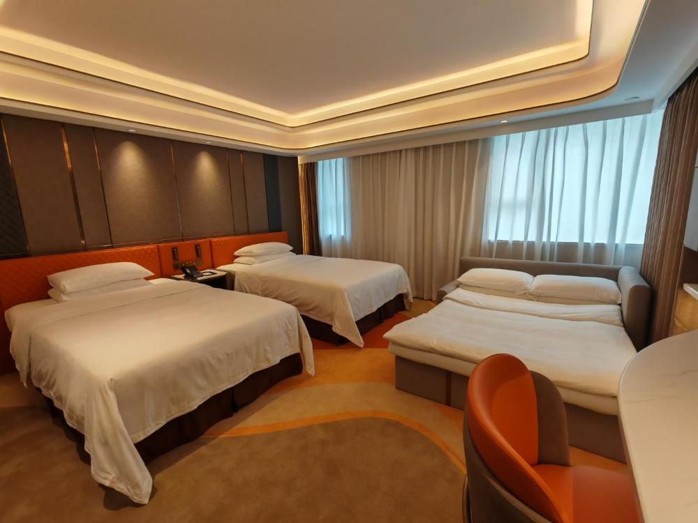 Hotel Beverly Plaza